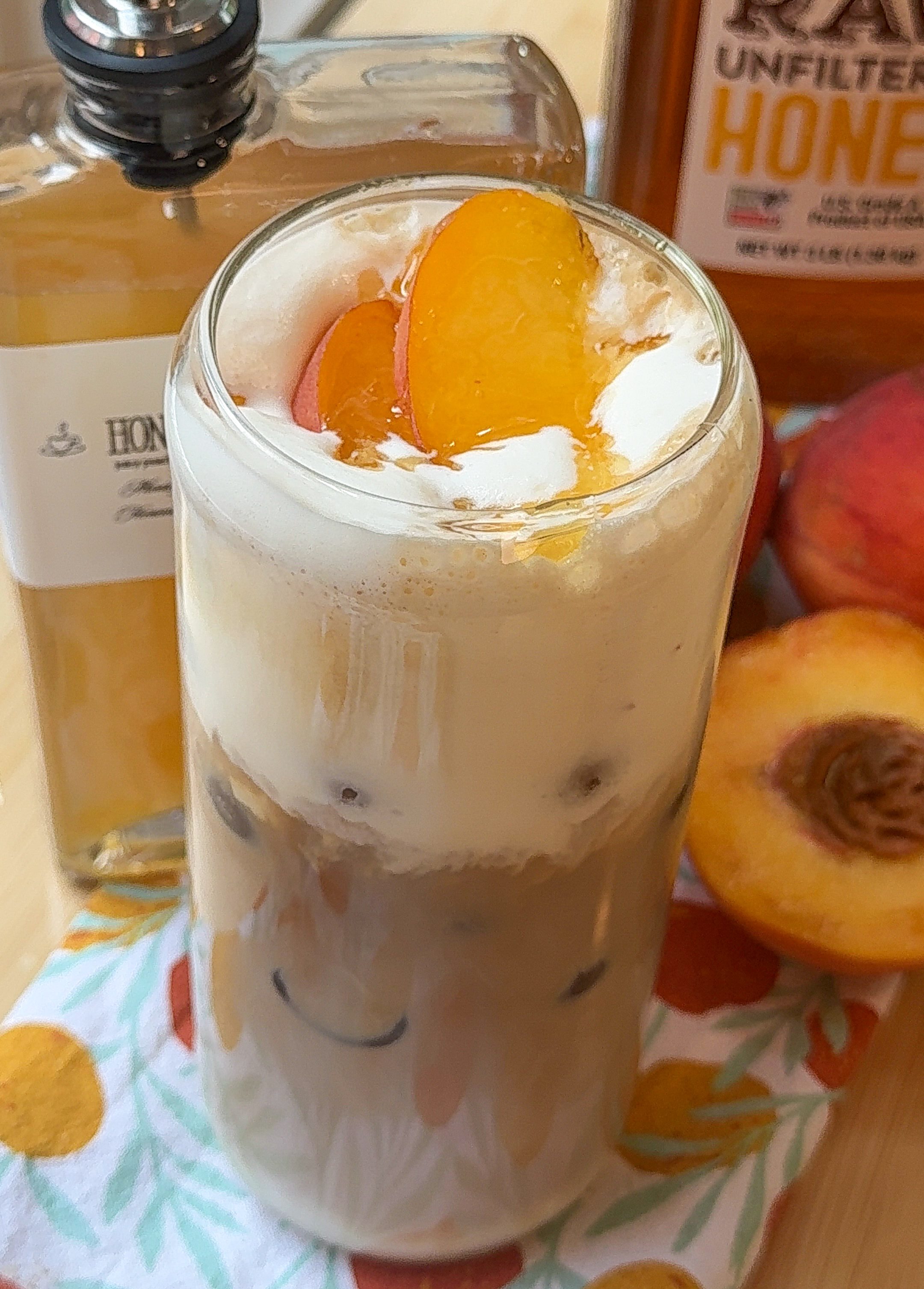 Honey Peach Latte with Homemade Syrup – Easy Iced or Hot Summer Latte Recipe