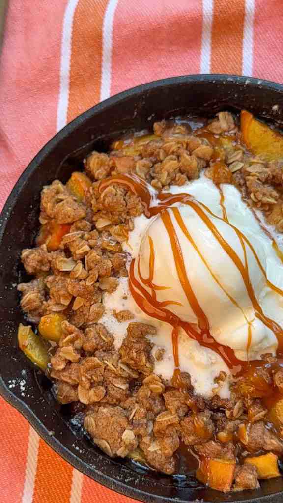 Single-Serving Peach Crisp