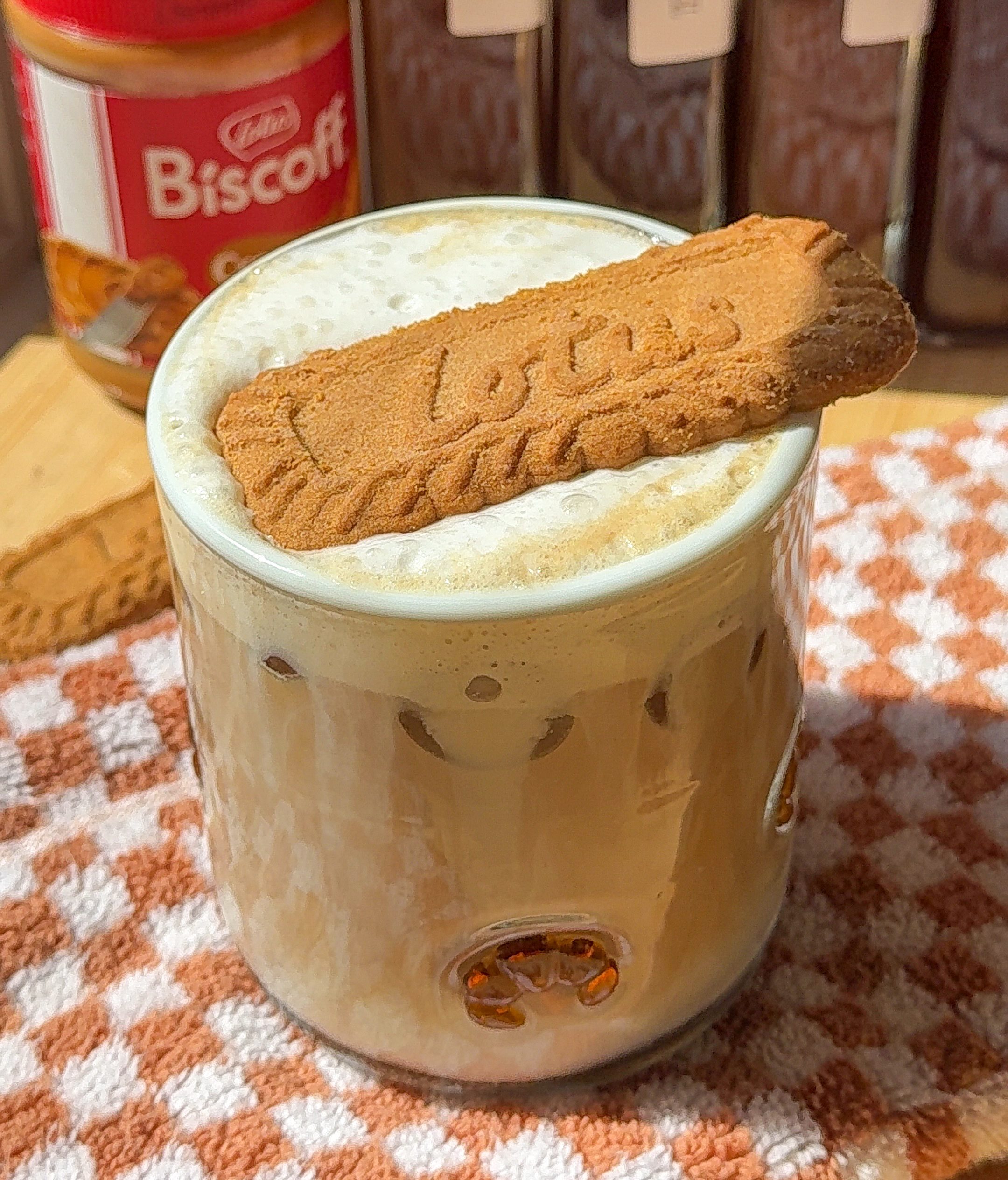biscoff cookie butter latte