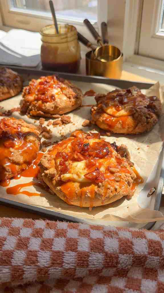 Brown Butter Apple Crumble Buns (Easy Fall Recipe)