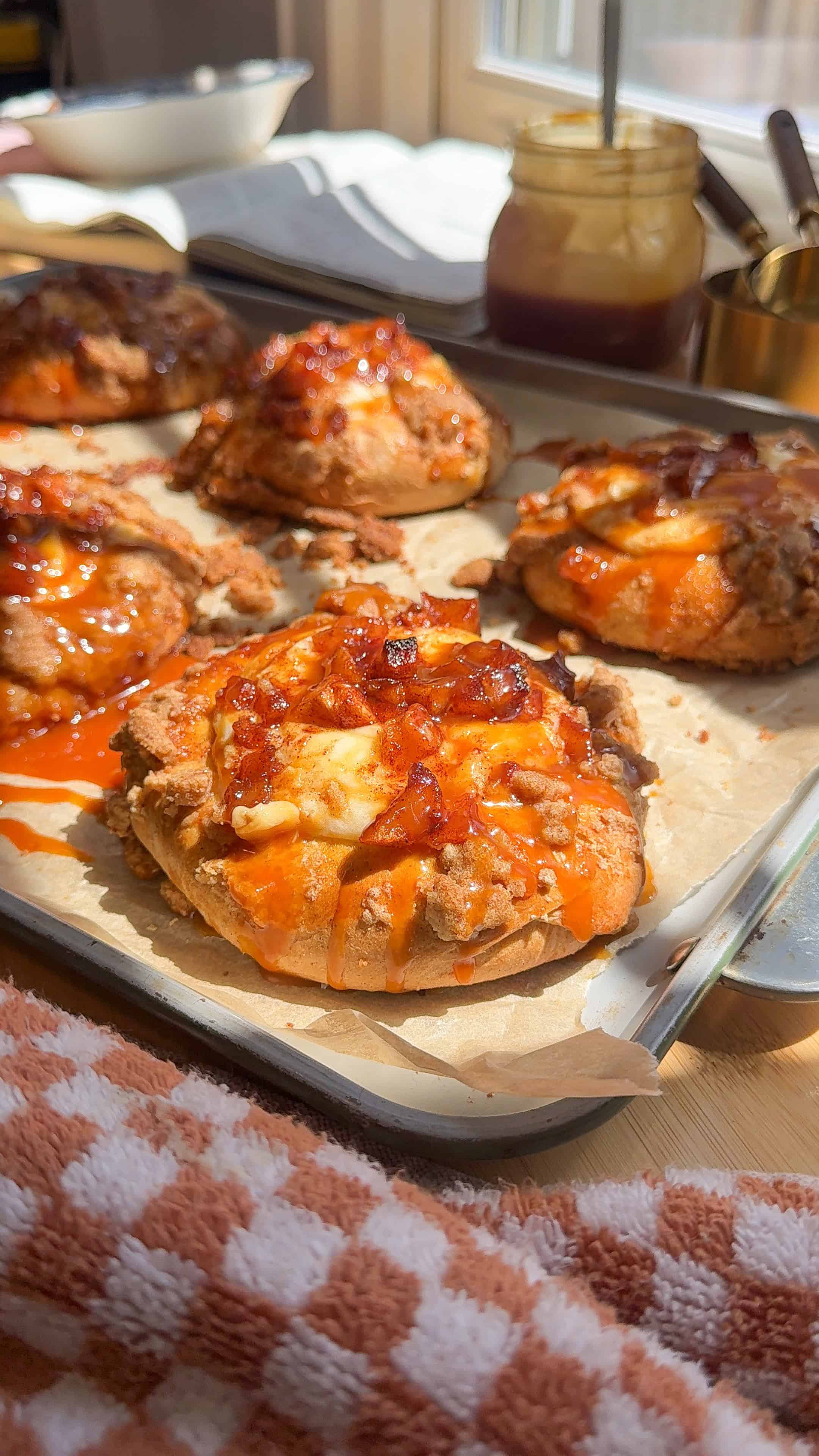 Brown Butter Apple Crumble Buns (Easy Fall Recipe)
