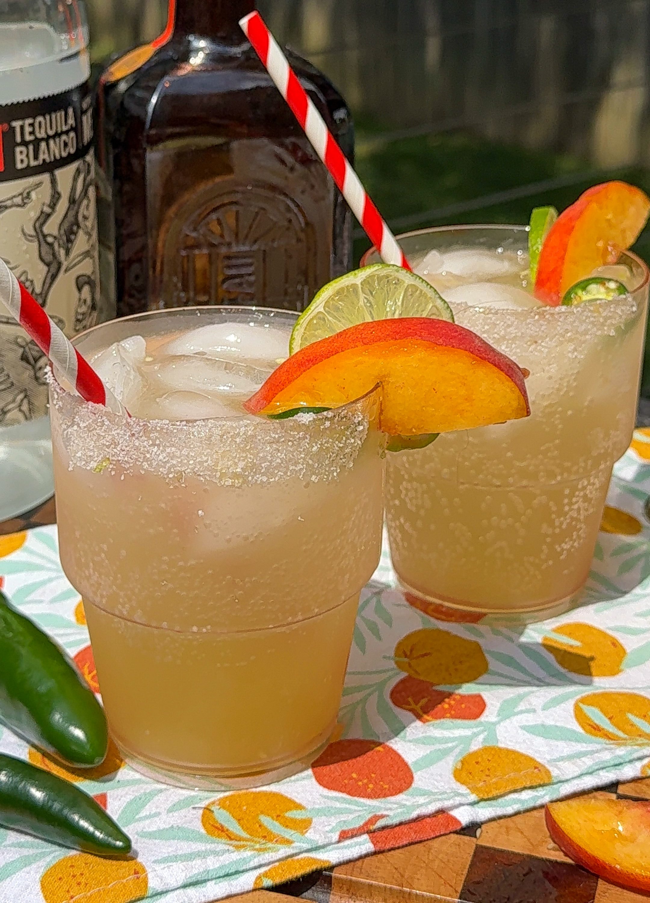 Spicy Peach Margarita Recipe (Easy Summer Cocktail)